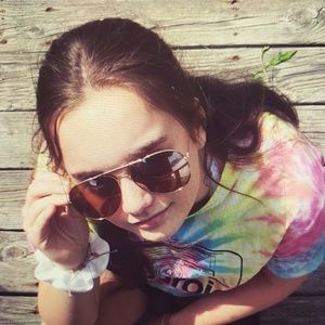 Meet your Posher, Brenda